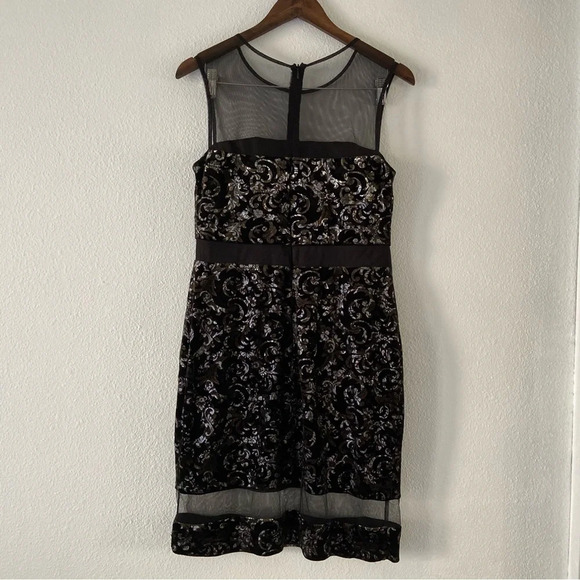 Scarlett Velvet Mesh Panel Metallic Filigree Dress Holiday Size 10 Glamorous - Picture 14 of 15